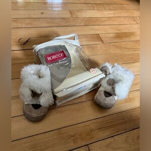 Robeez fuzzy puppy baby booties